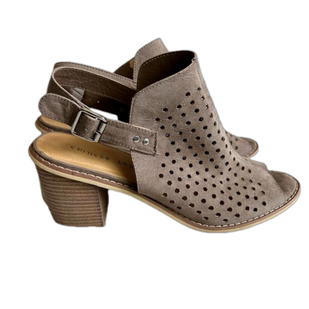 Chinese Laundry Carnival Perforated Sling Back Chunky Heel Size 10